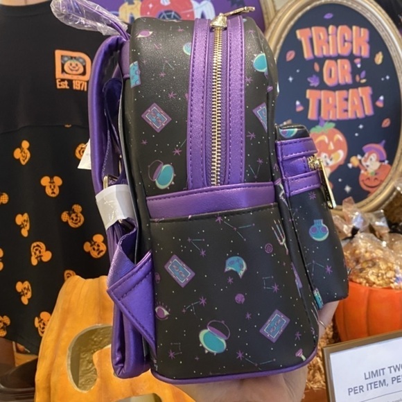 Hocus Pocus Loungefly Backpack - Picture 7 of 14